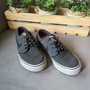 Nike Stefan Janoski SB Shoes